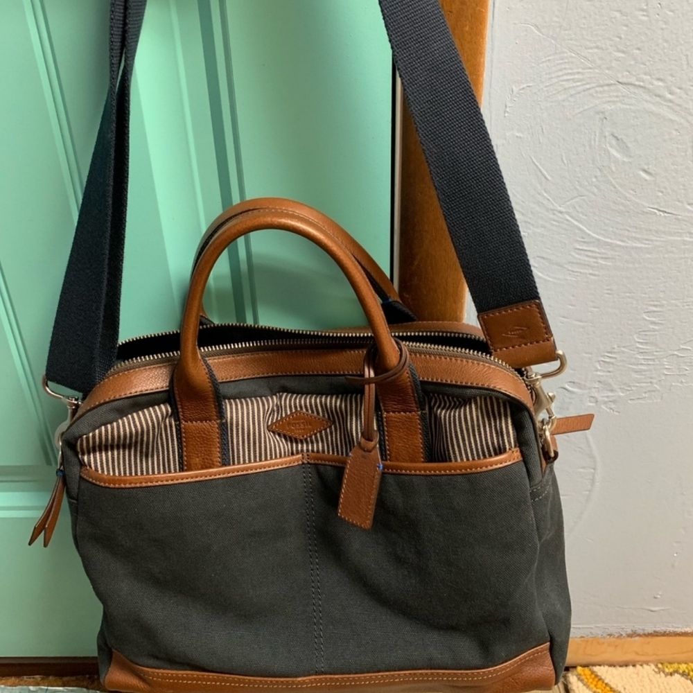 Fossil Messenger Bag